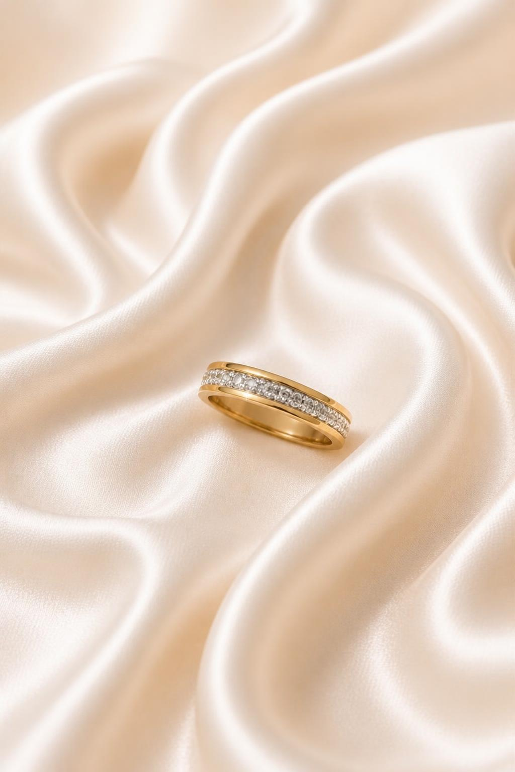 Crystal Line Ring